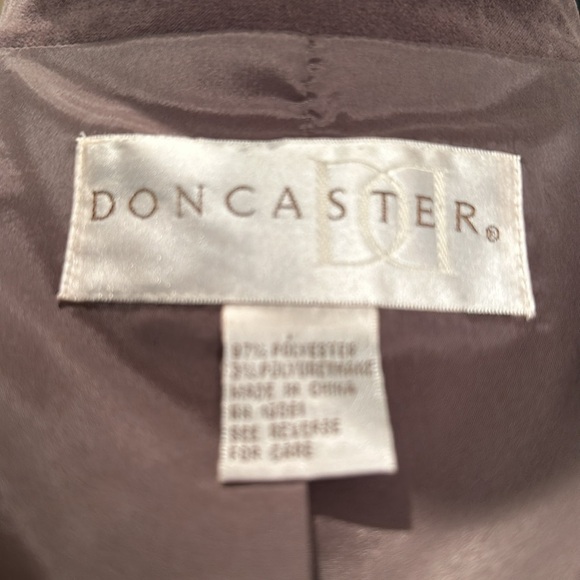 Vintage Doncaster Jacket Brown Fully Lined Zip Closure Size 4/6 - Picture 10 of 14